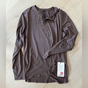 Men’s reinstate LS Henley - never worn. Tags on.
